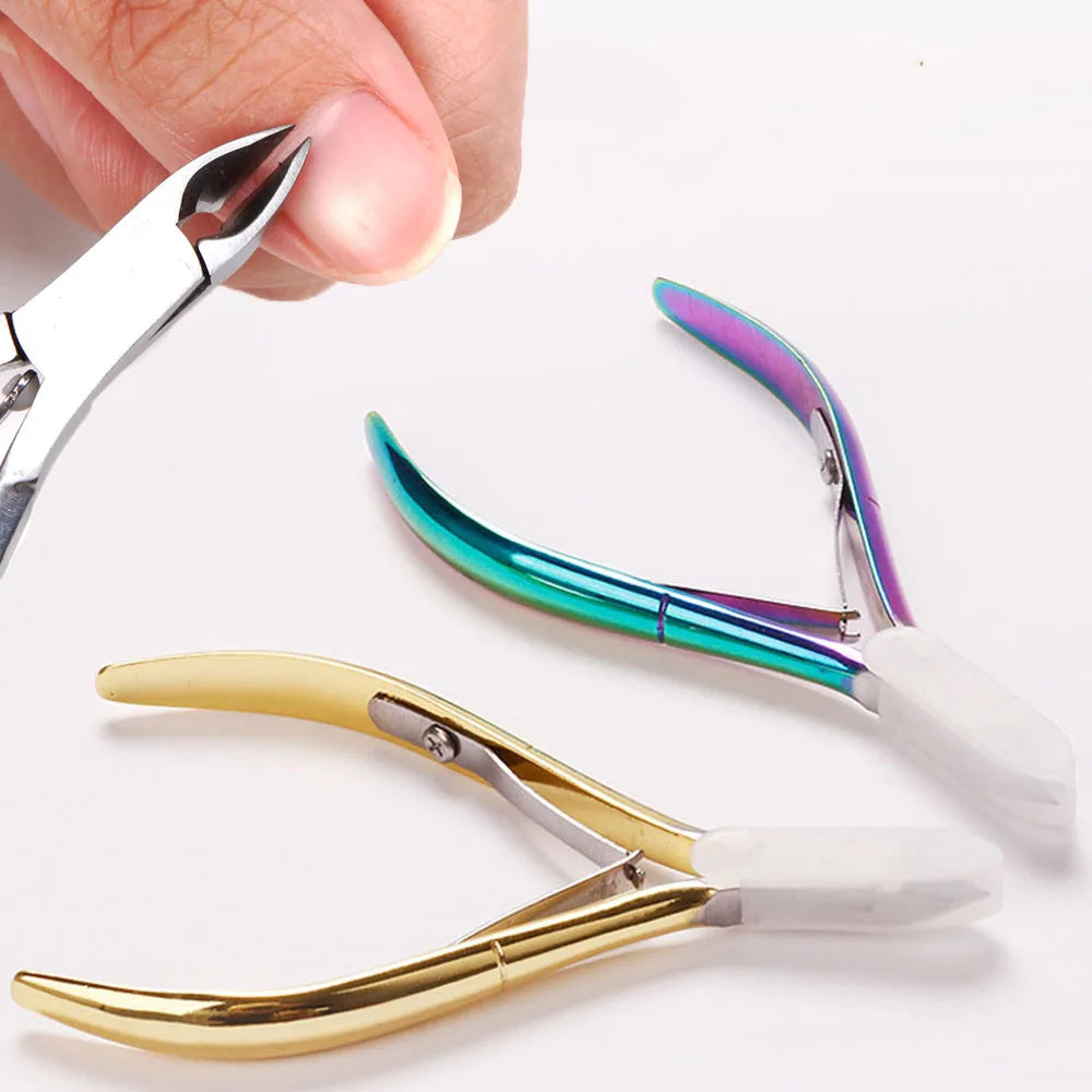 Titaniumm cuticle cutter/cuticle pusher